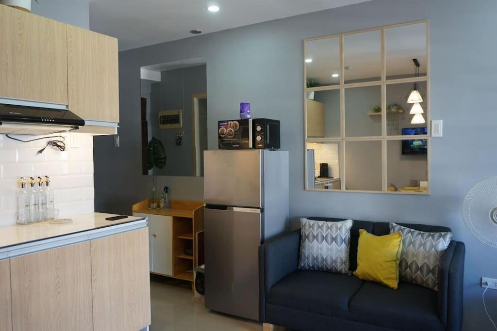 The Fika Room Near Mnl Airport - Scandi Studio Unit With Fast Wi-Fi & Netflix - Read Full Property Desc Before Booking Manila Exterior photo
