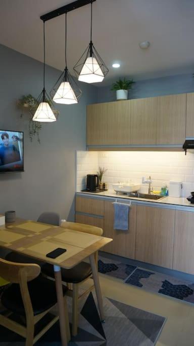 The Fika Room Near Mnl Airport - Scandi Studio Unit With Fast Wi-Fi & Netflix - Read Full Property Desc Before Booking Manila Exterior photo