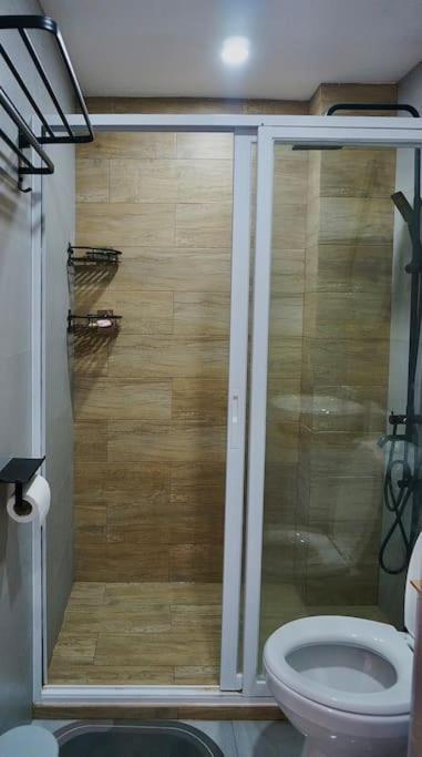 The Fika Room Near Mnl Airport - Scandi Studio Unit With Fast Wi-Fi & Netflix - Read Full Property Desc Before Booking Manila Exterior photo